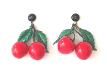 עגילי דובדבן גדולים