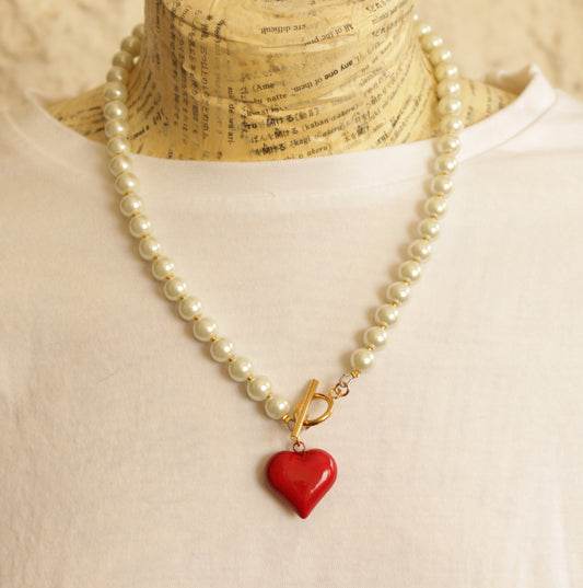 שרשרת פנינים לב אדום