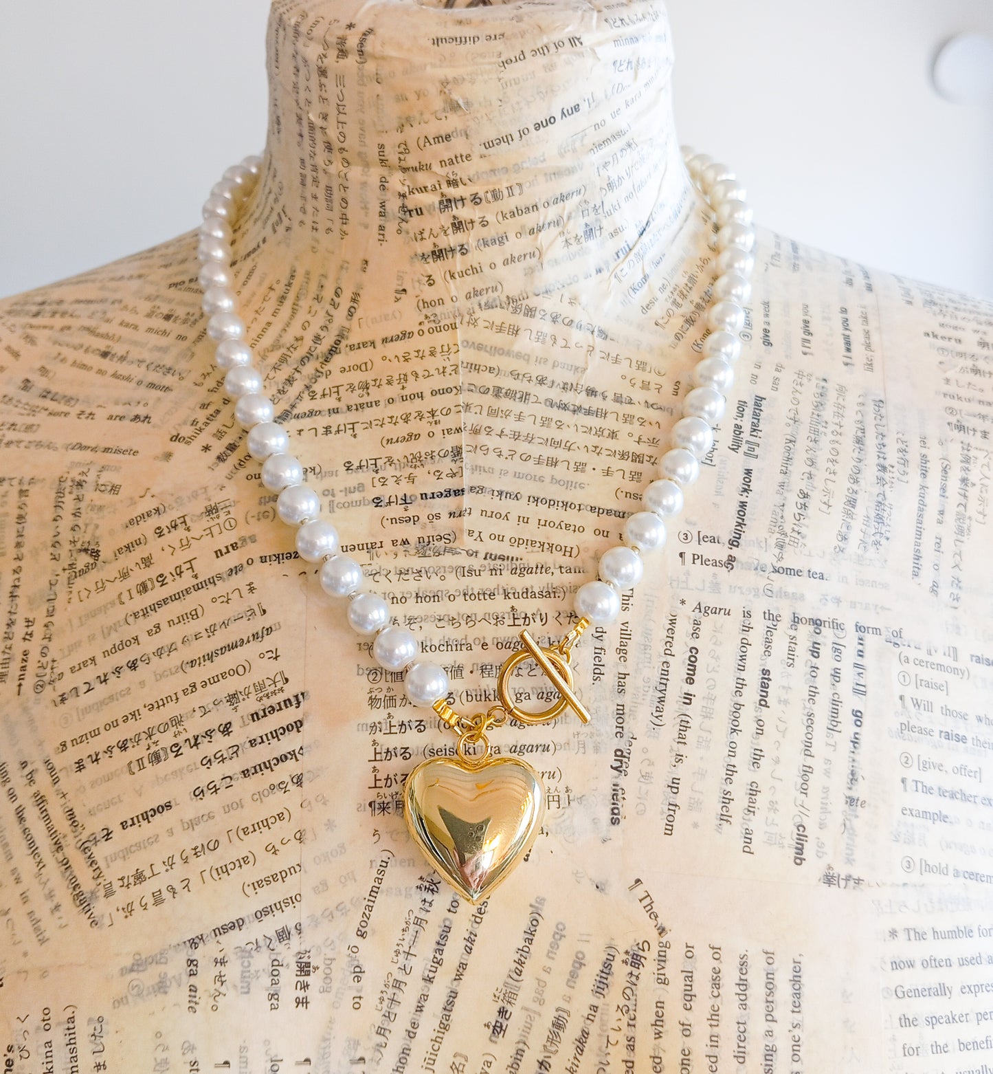 שרשרת פנינים לב זהב