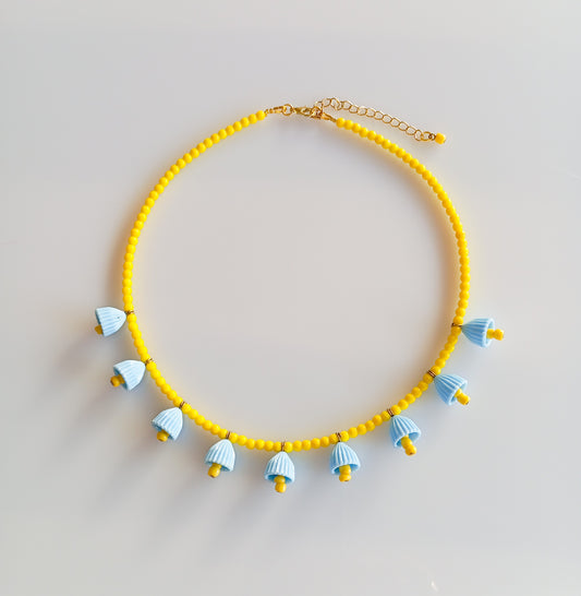 שרשרת פעמוניות בצהוב תכלת