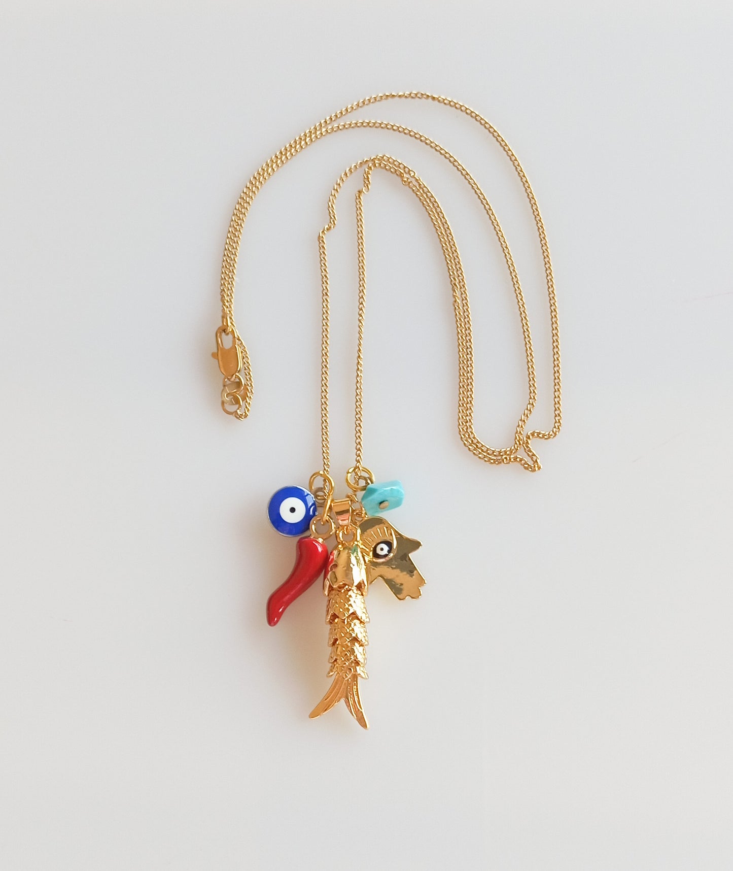 שרשרת תליונים עם דג #1