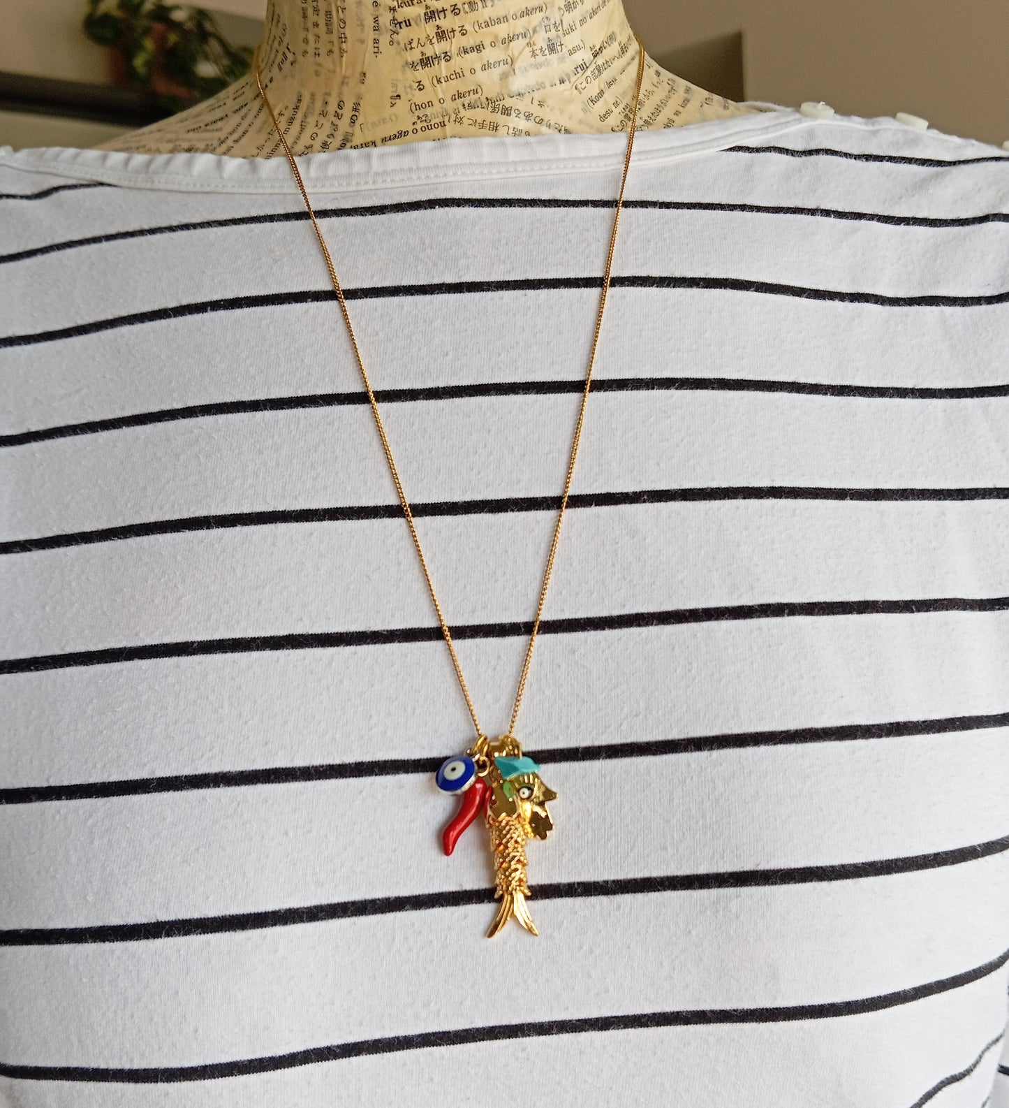 שרשרת תליונים עם דג #1