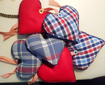 סדנה לתפירה ורקמה של לב טקסטיל