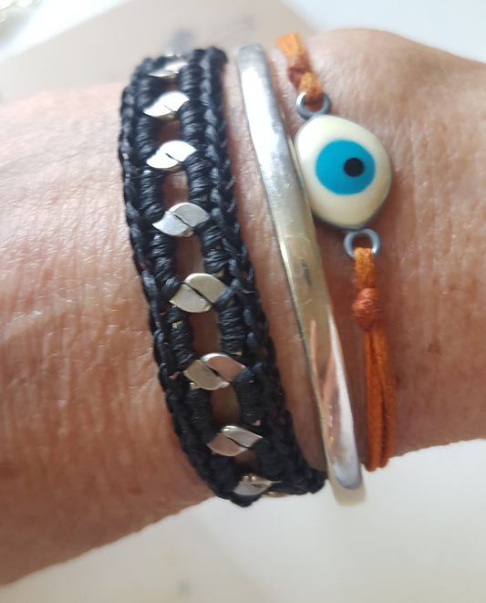 צמיד יוניסקס קלוע על שרשרת מתכת