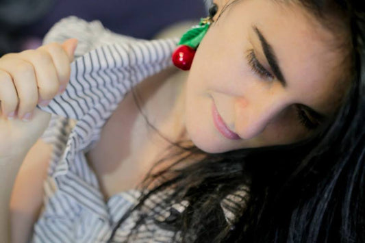 עגילי דובדבן גדולים