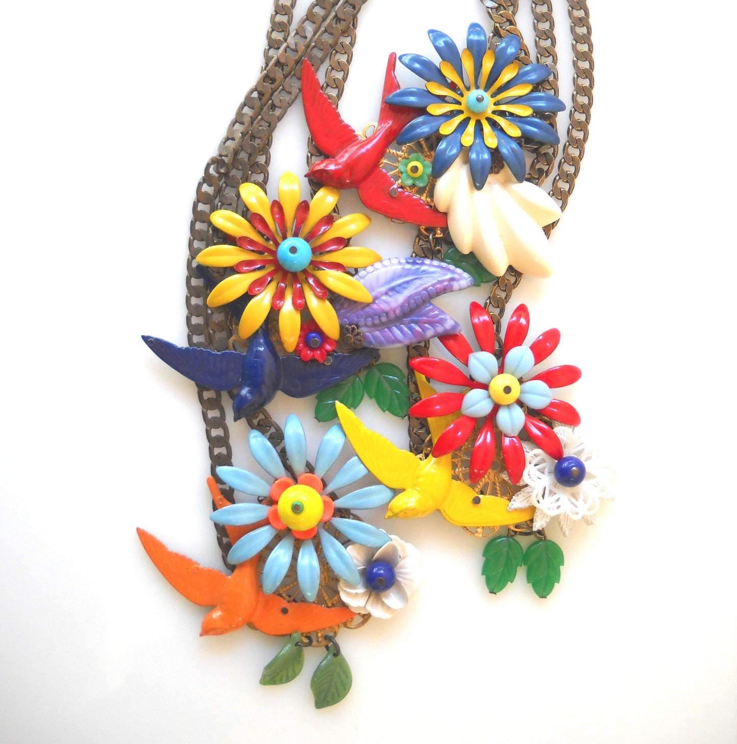 שרשרת סנונית בכתום תכלת