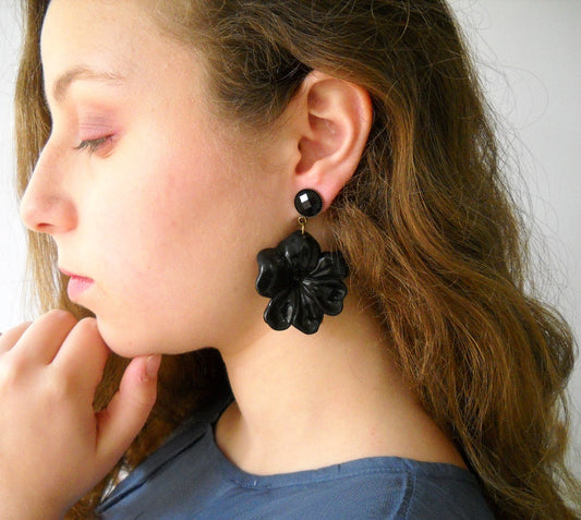 עגילי שושן שחור ענק