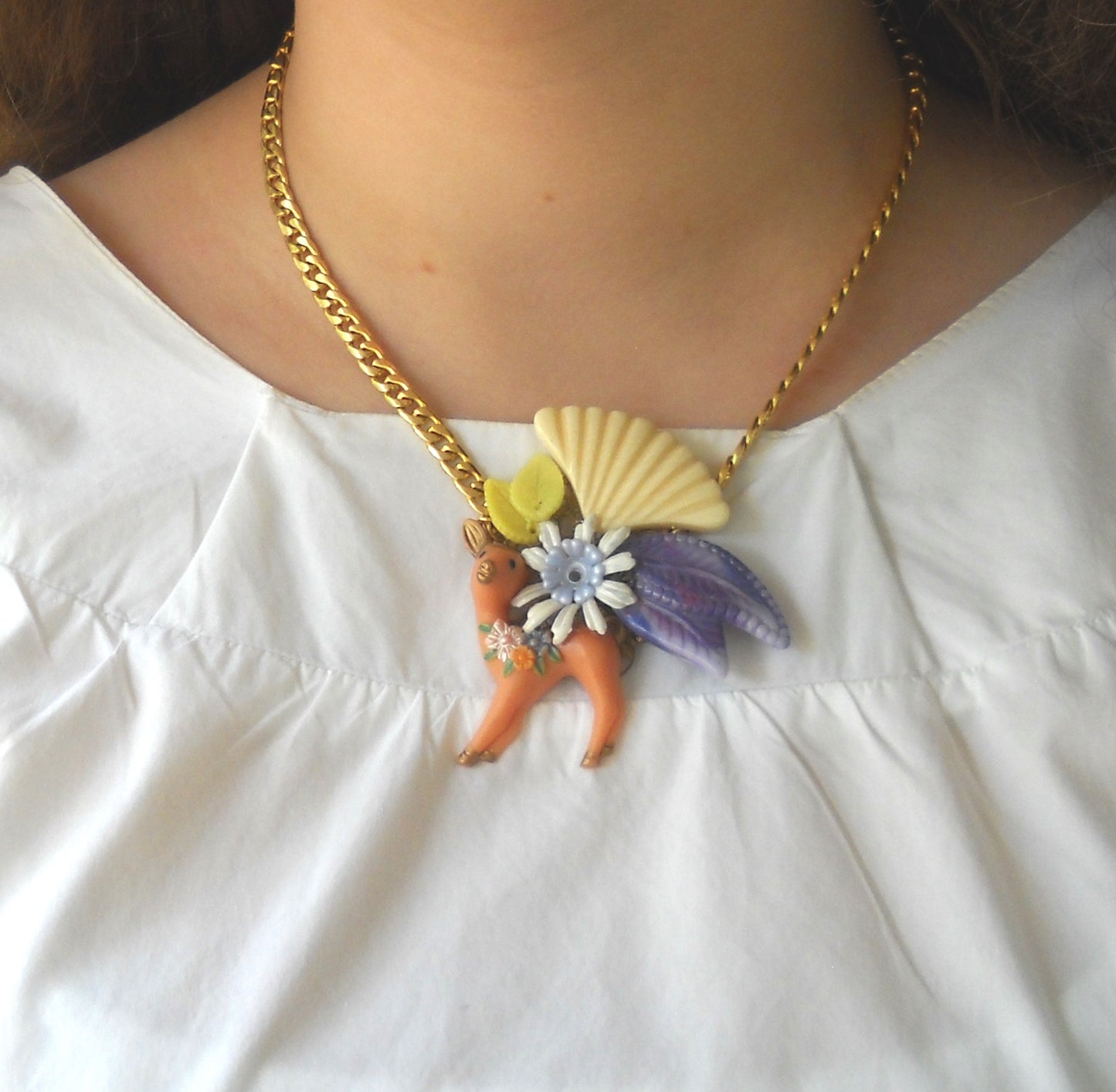 שרשרת במבי בצבעי פסטל