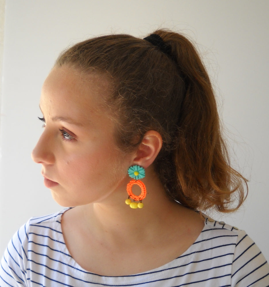 עגילי FLOWER POWER בטורקיז כתום צהוב