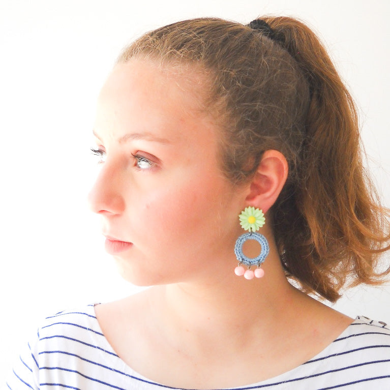 עגילי FLOWER POWER בירוק סלדין תכלת וורוד בייבי