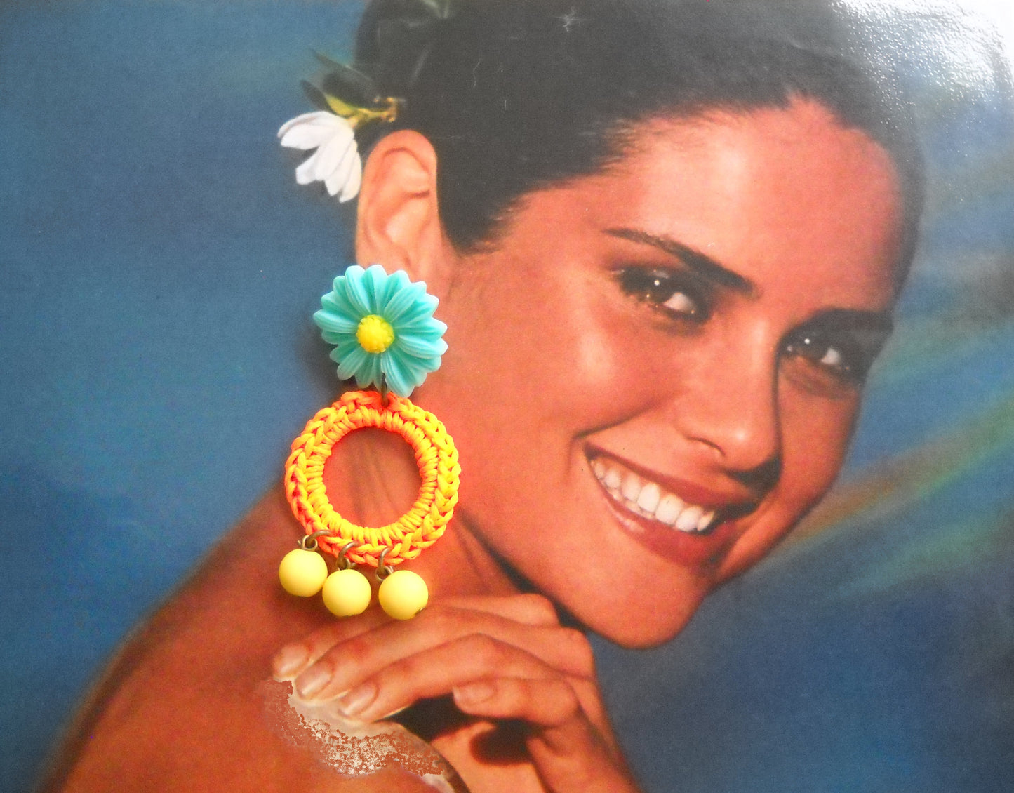 עגילי FLOWER POWER בטורקיז כתום צהוב