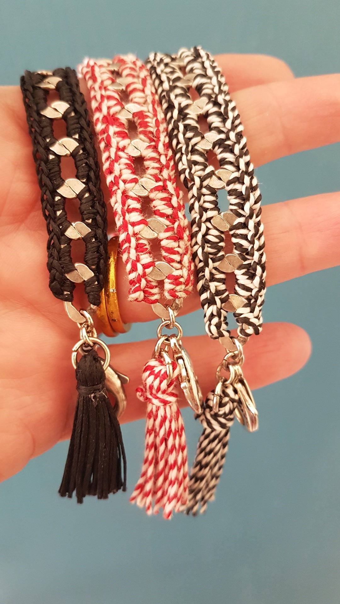 צמיד יוניסקס קלוע על שרשרת מתכת