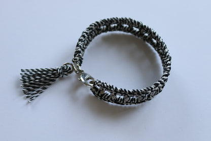 צמיד יוניסקס קלוע על שרשרת מתכת