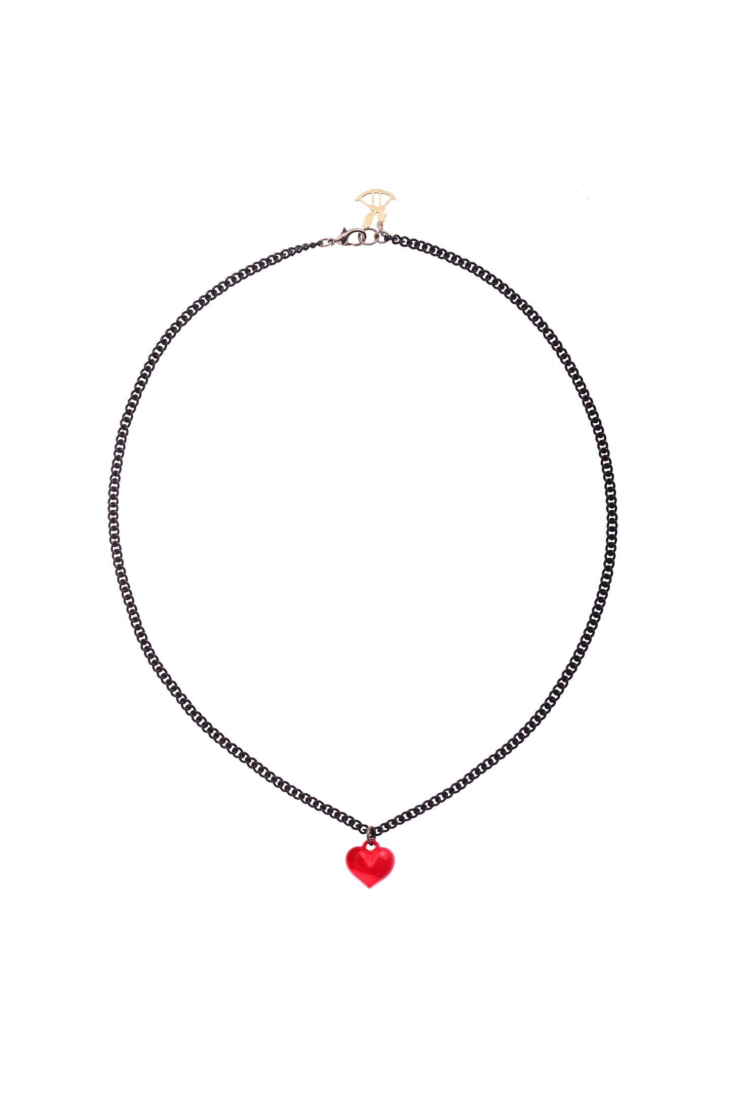 לב אדום בגודל קטן על שרשרת דקה בציפוי שחור