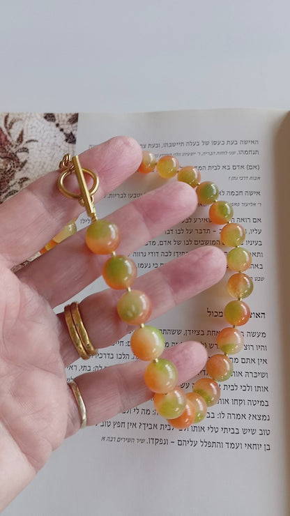 שרשרת אבן חן ג'ייד כתום ירוק